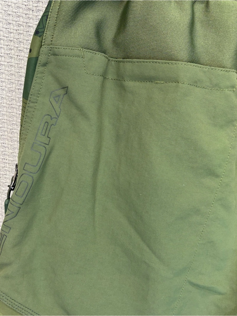 Endura Humvee Baggy Mountain Bike Shorts Mens XL Green Camo Cycling Trail EUC - Picture 5 of 8